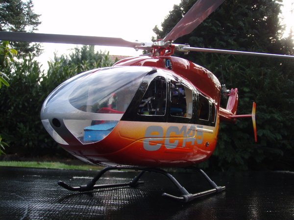 EC-145 / Eurocopter / 450er Größe/ 4 Blattrotorkopf -flugbereit-