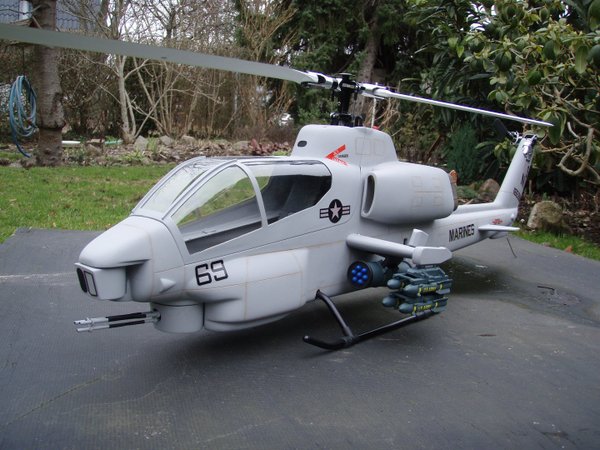 Bell AH-1 Cobra / 500er Mechanik/FBL - Flugfertig mit Sender -
