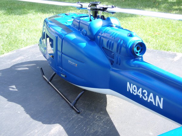 Bell UH 1B /500er Mechanik -Flugfertig- mit Sender