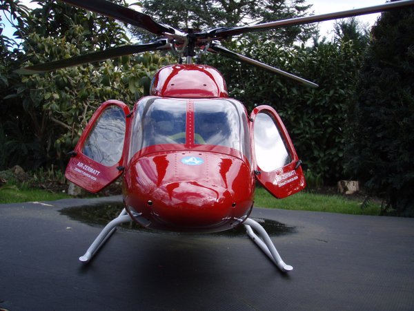 Bell - 429 Air Zermatt 600er Größe mit 4 Blattrotorkopf